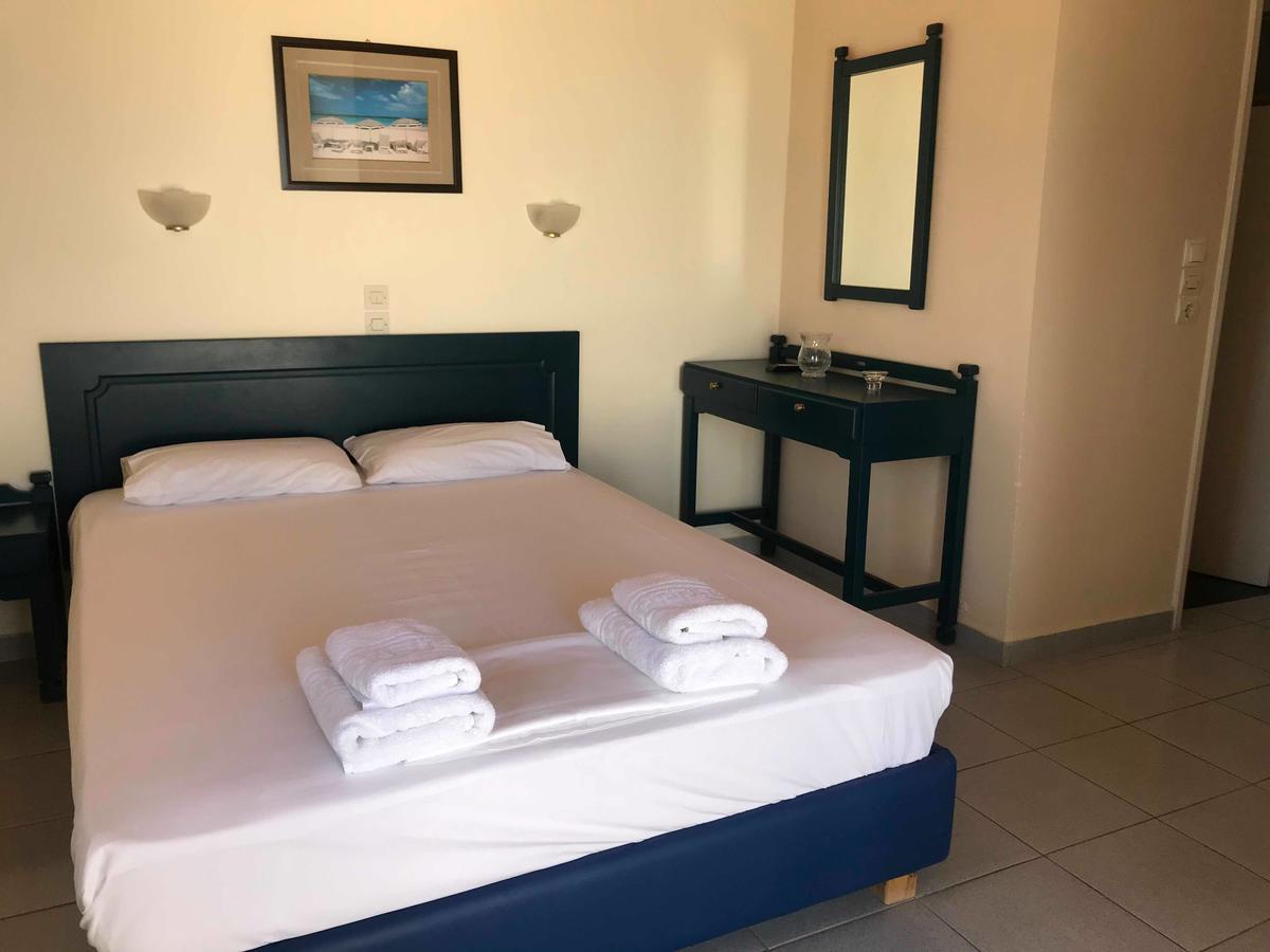 Lafotel Elafonissos Buitenkant foto
